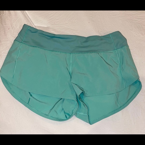Lululemon Speed Up 2.5” Shorts